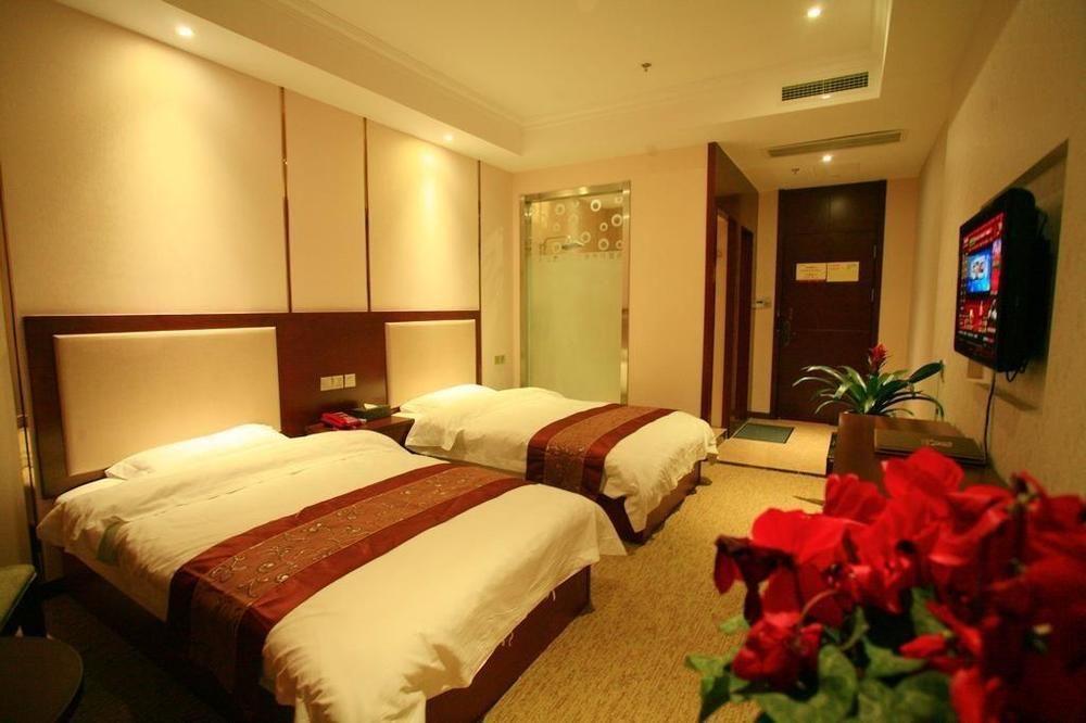 Konggang Holidy Hotel Shuangliu Чэнду Экстерьер фото