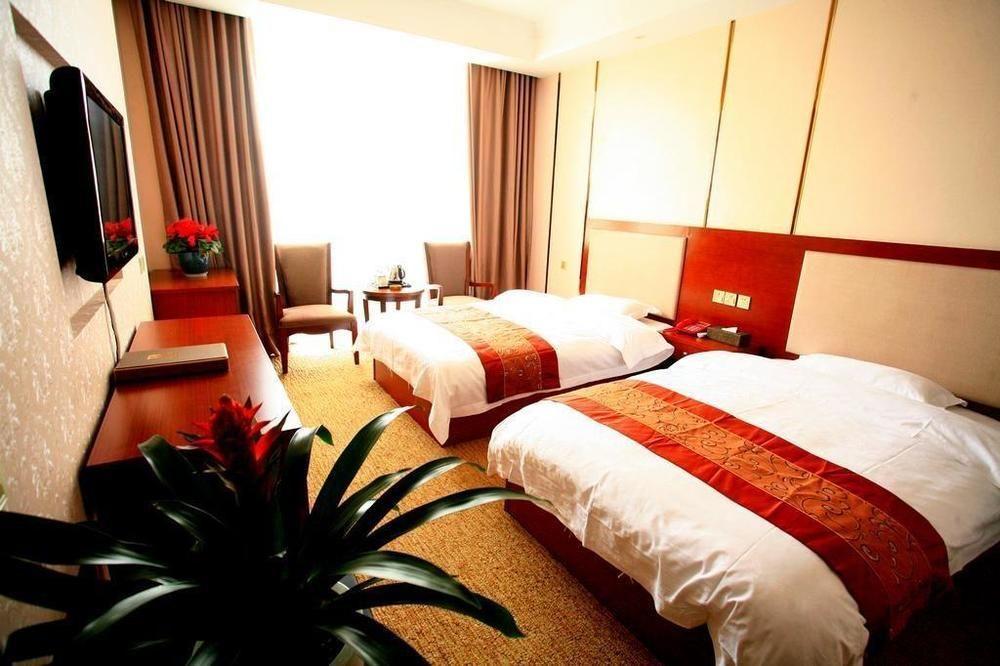 Konggang Holidy Hotel Shuangliu Чэнду Экстерьер фото